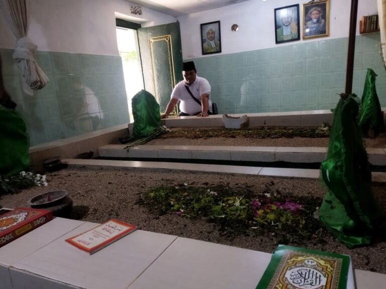 kenapa_ada_2_makam_ki_ageng_gribig_di_malang_dan_klaten-m9fC_large