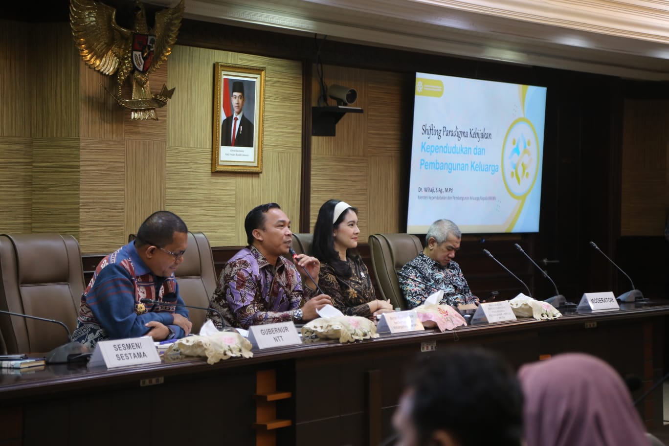 menteri_bkbn_wihaji-U8fC_large